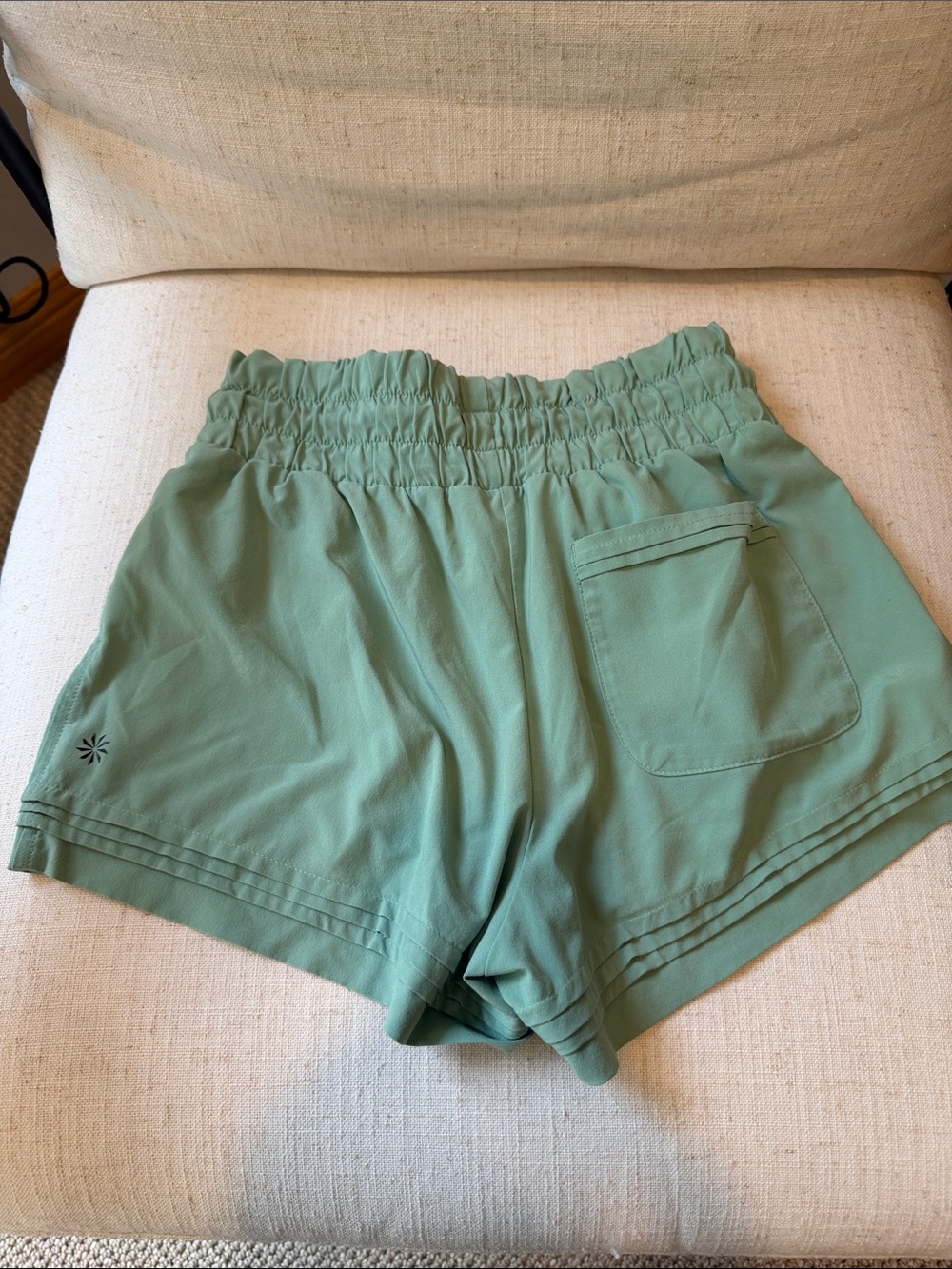 Athleta Mint Green Drawstring Waist Athletic Shorts - Picture 2 of 3
